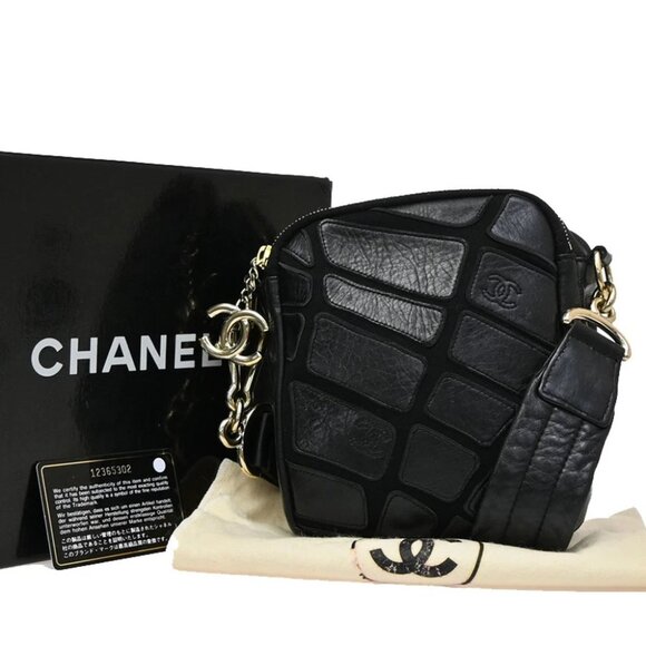 CHANEL CC Logo Mini Shoulder Bag Leather Black GHW Italy 694RF568 - Picture 1 of 16
